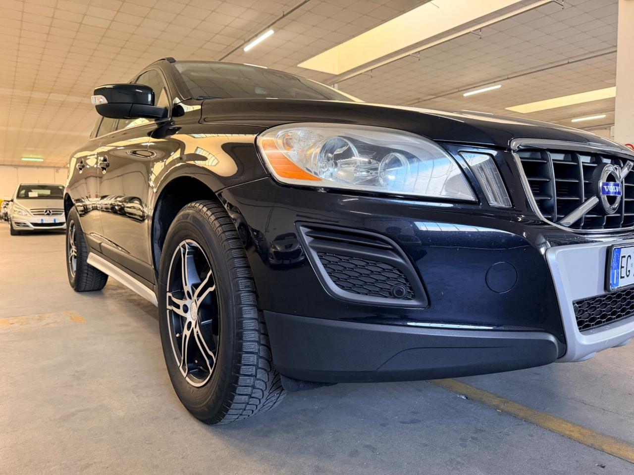 Volvo XC 60 XC60 D3 Geartronic Momentum