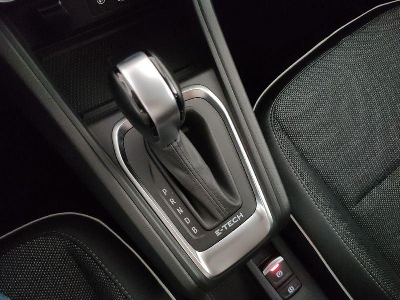 Renault Captur 1.6 E-Tech hybrid Intens 145cv auto