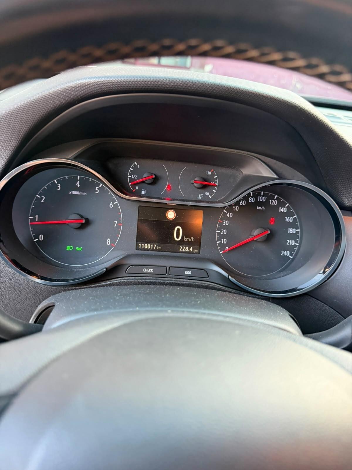 Opel Crossland X