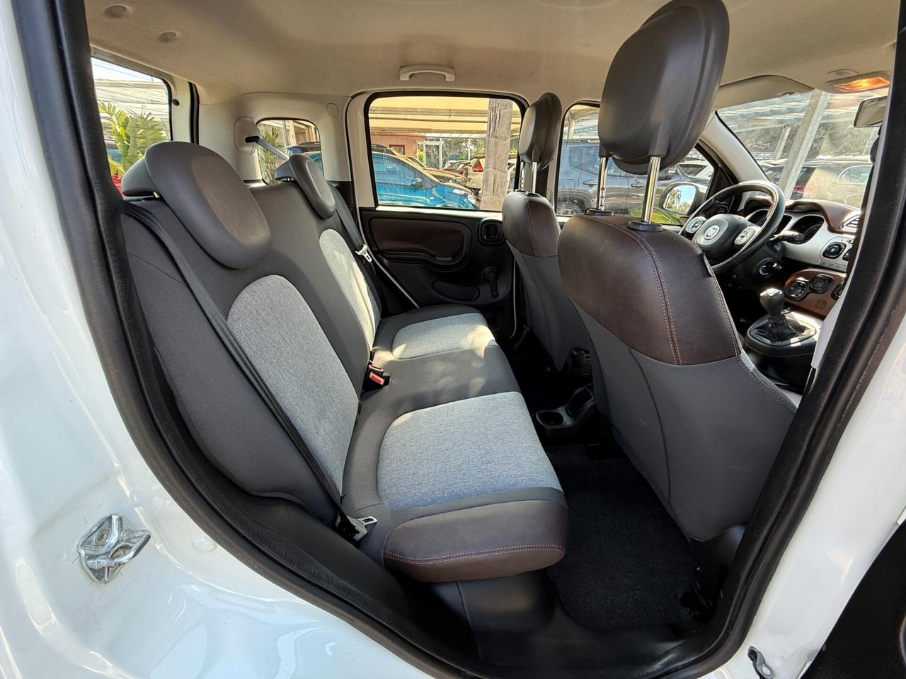 Fiat Panda 1.3MJT 80CV S&S CROSS/TREKKING PELLE CLIMA