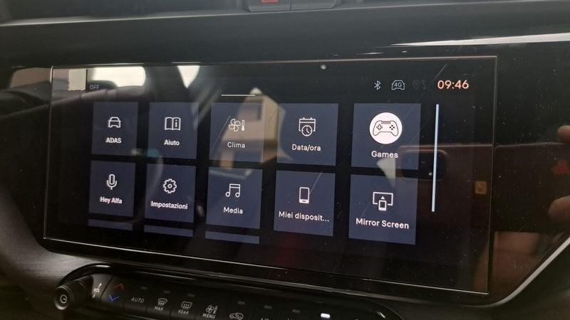 Alfa Romeo Junior 1.2 145 CV Hybrid SPECIALE BLU NAVIGLI