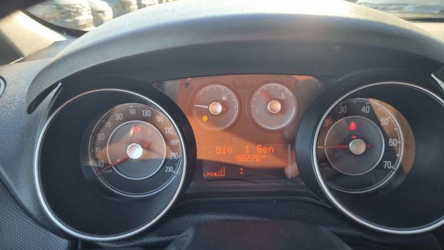 FIAT Punto 1.4 8V 5 porte Easypower Young