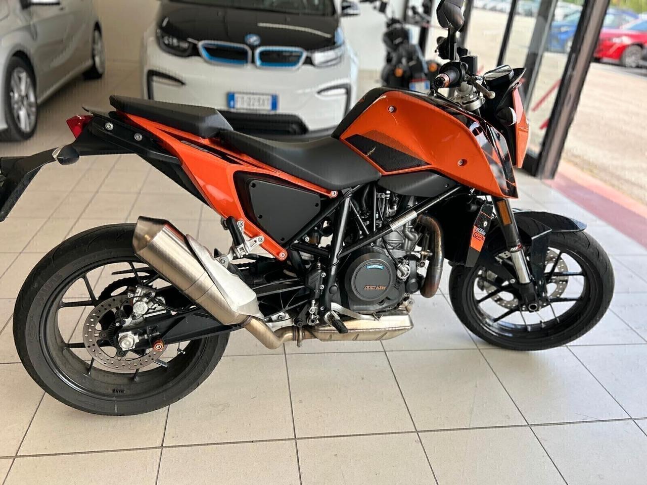 Ktm 690 Duke 73 cv ABS