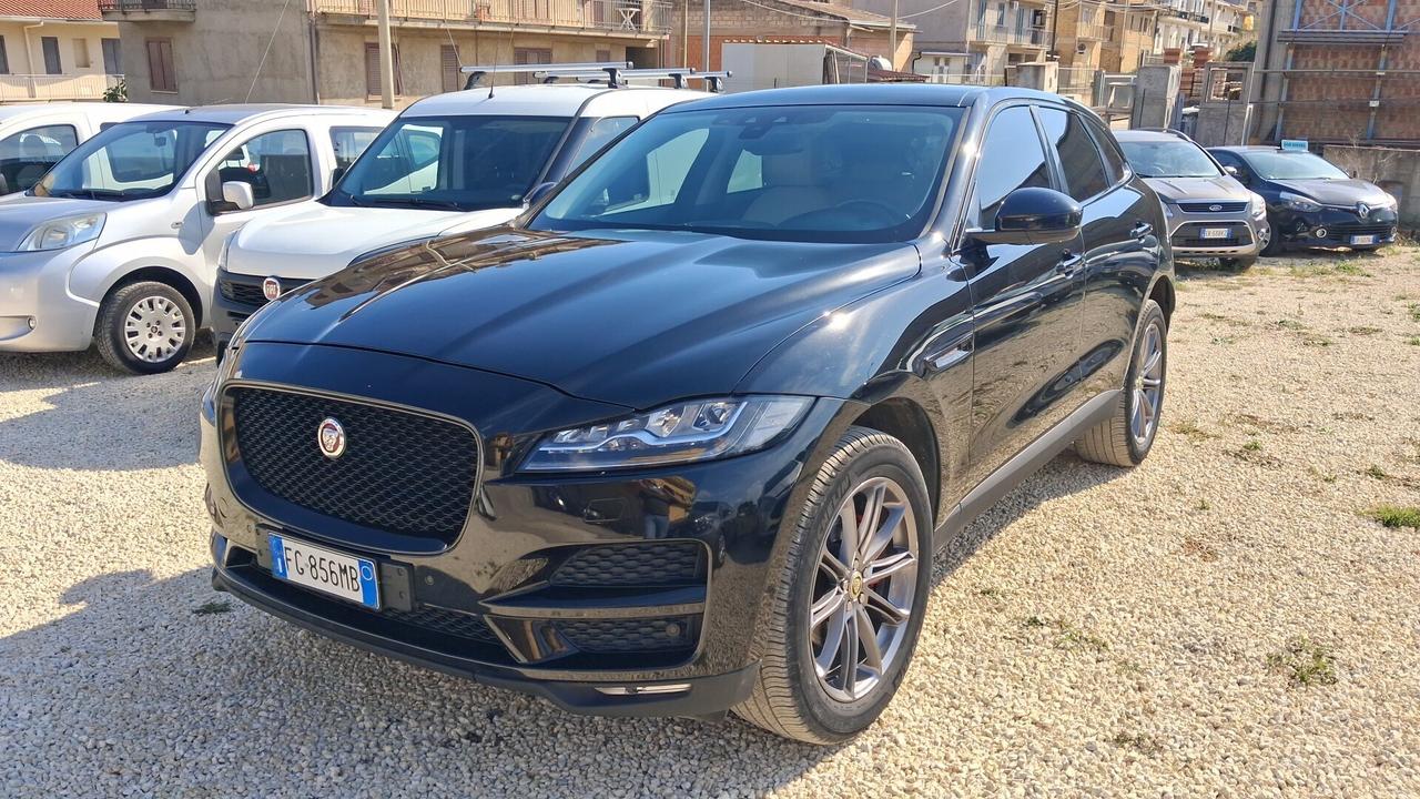 Jaguar F-Pace 2.0 D 180 CV R-Sport catena fatta tu