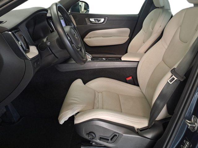 VOLVO XC60 B4 (d) AWD Geartronic Inscription Aut