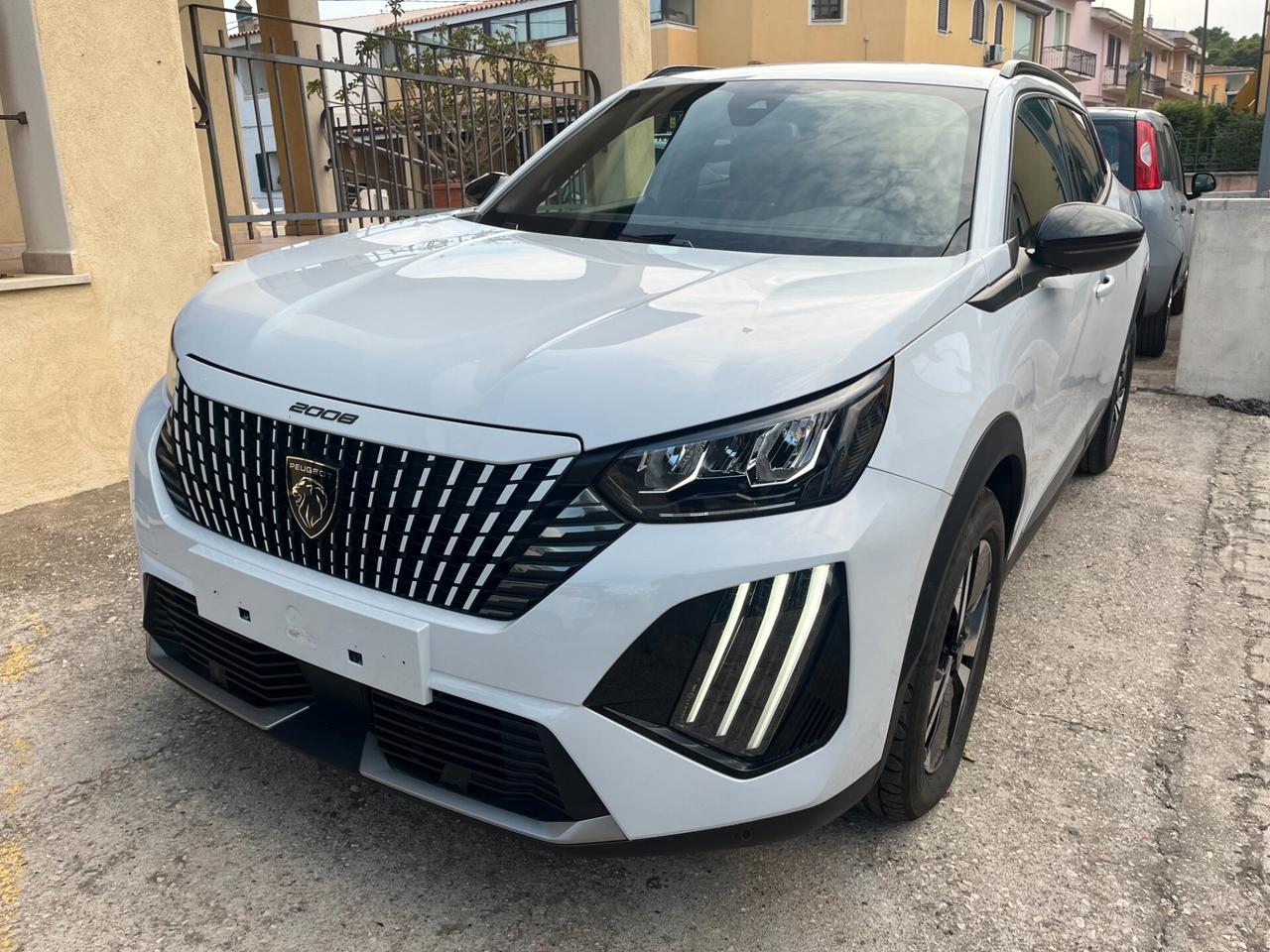 Peugeot 2008 PureTech 100 S&S Allure