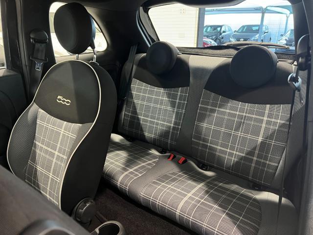 FIAT 500 1.0 Hybrid Lounge Apple CarPlay