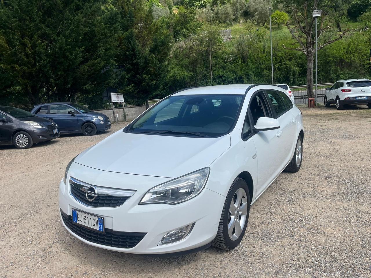 Opel Astra 1.7 CDTI 110CV Sports Tourer Cosmo