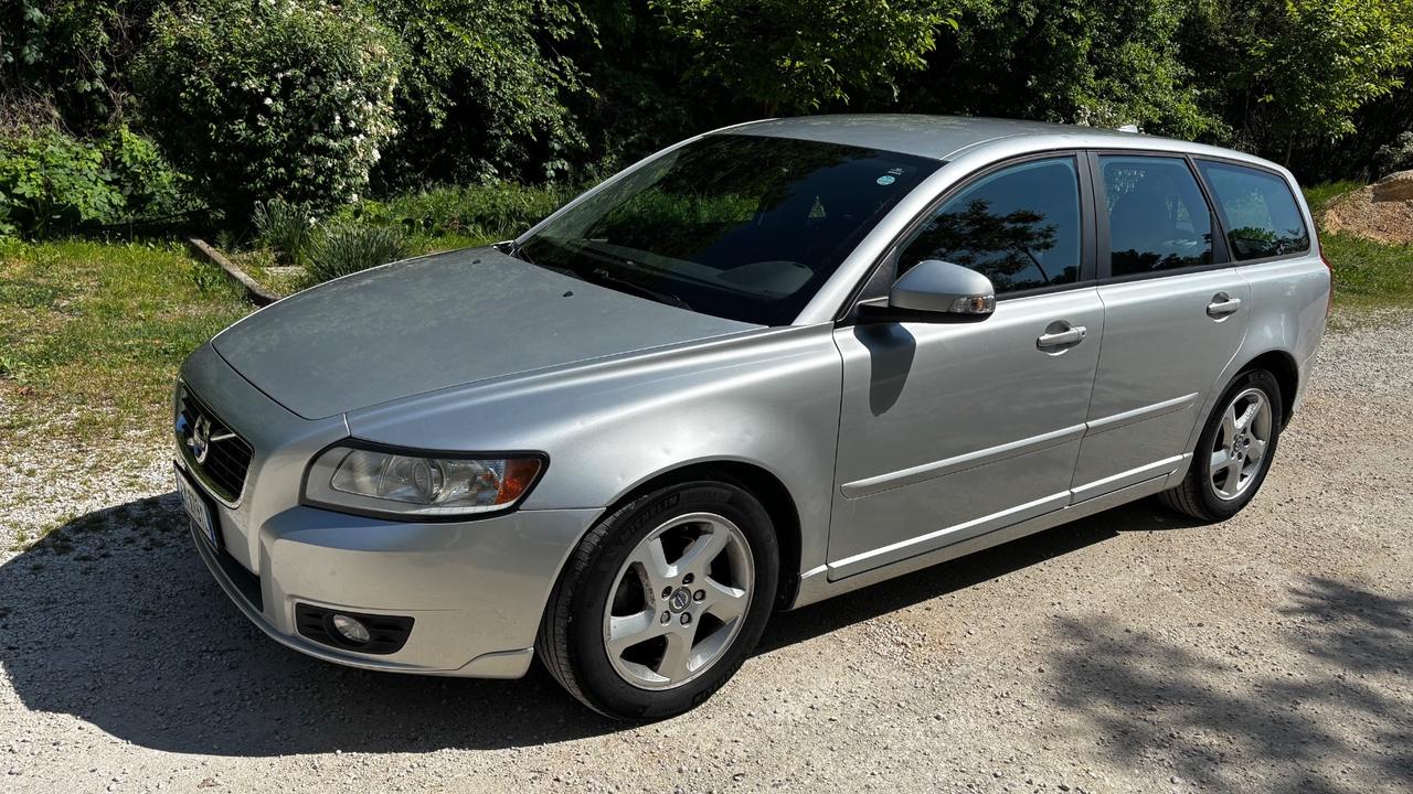 Volvo V50 D2 POLAR PLUS