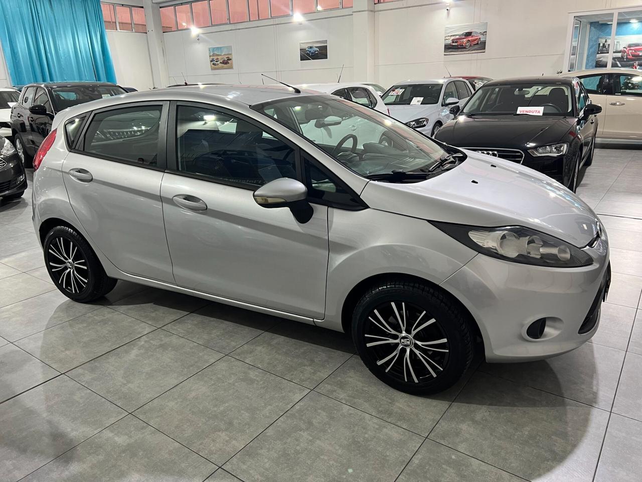 Ford Fiesta 1.2 60CV GPL - TITANIUM - 2011