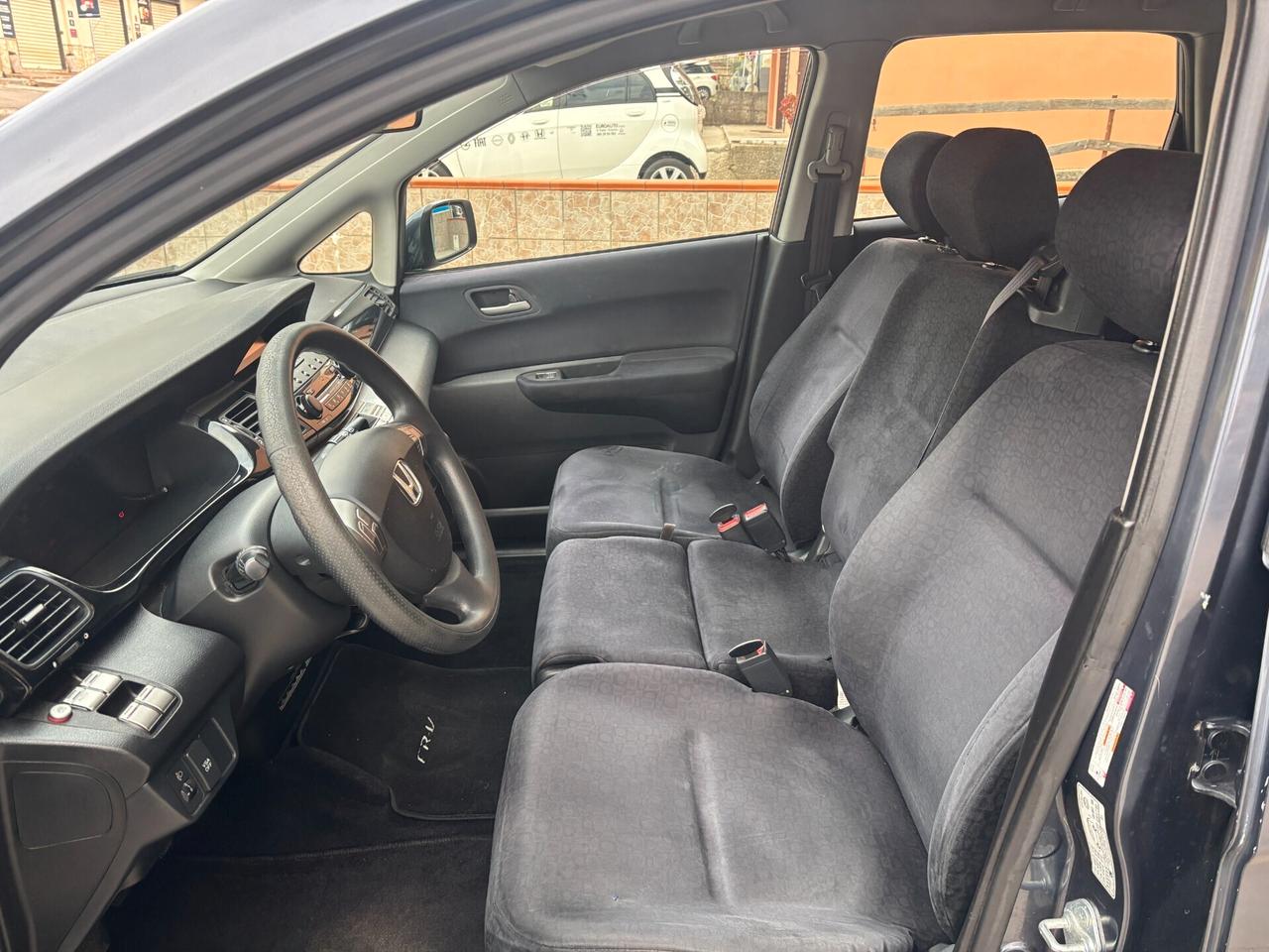 Honda FR-V 2.2 i-CTDi Comfort 6 POSTI-2005