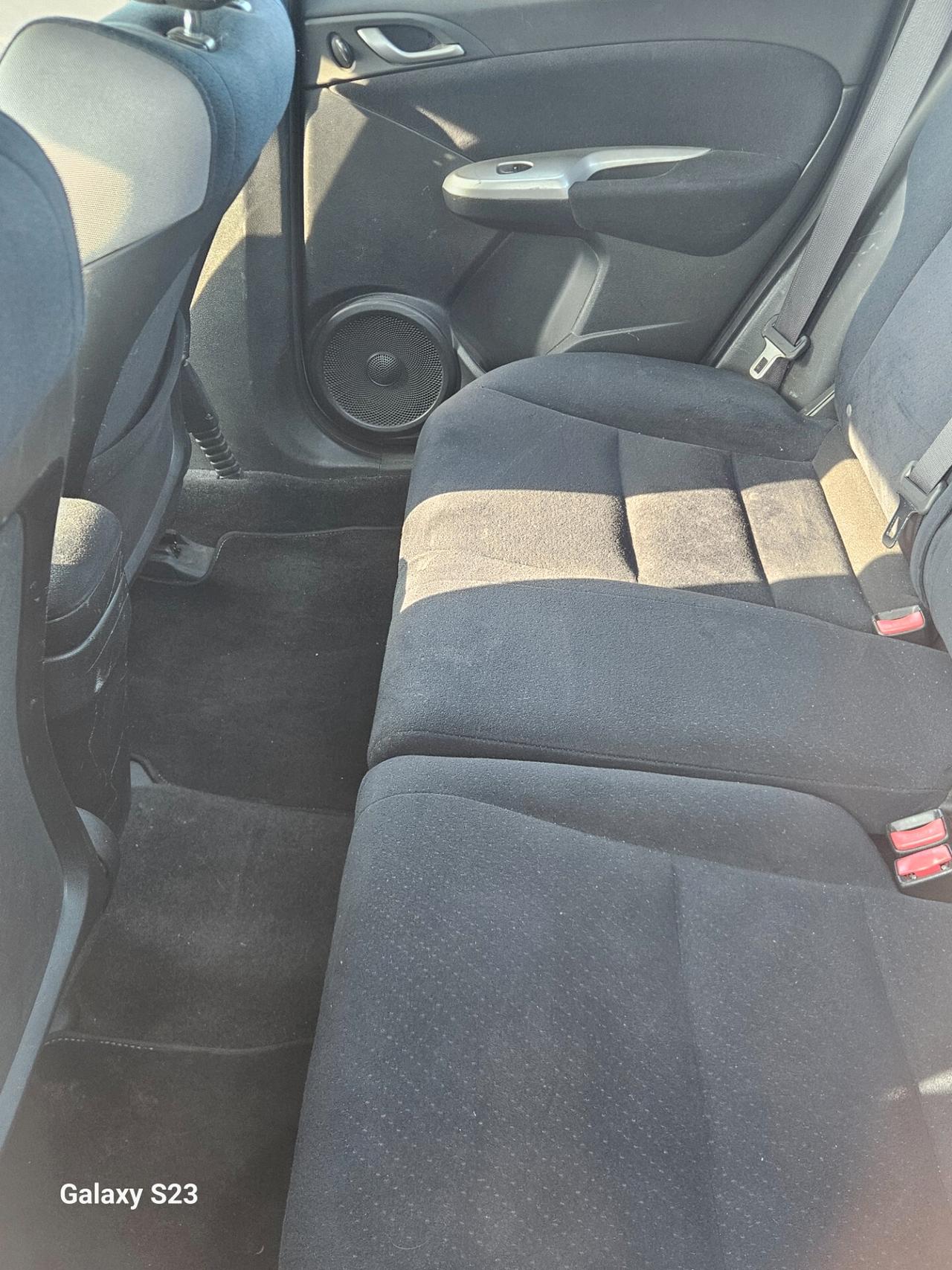 Honda Civic 1.4 i-DSi 5p. Comfort LE