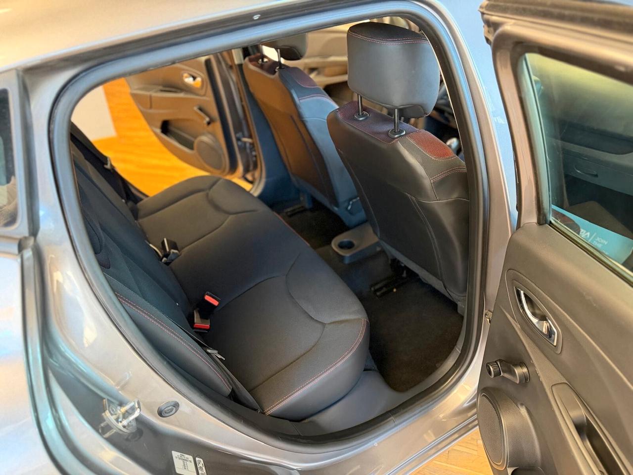 Renault Clio 1.2 75CV 5 porte Wave