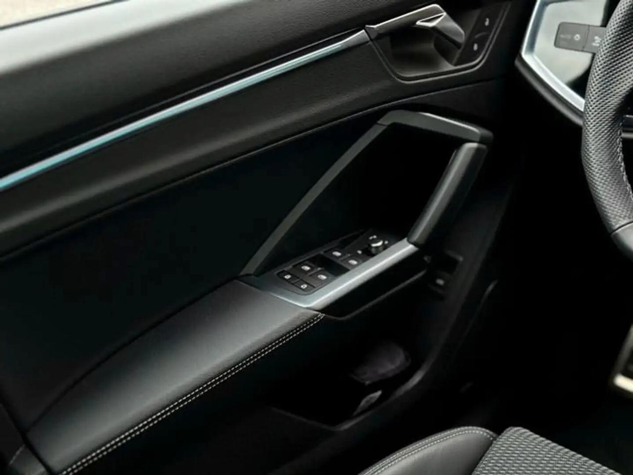 Audi Q3 SPB 35 TFSI S tronic S line edition