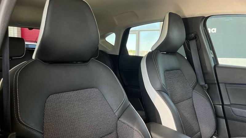 Renault Captur E-Tech hybrid RENAULT Captur 1.6 E-Tech full hybrid Techno 145cv auto