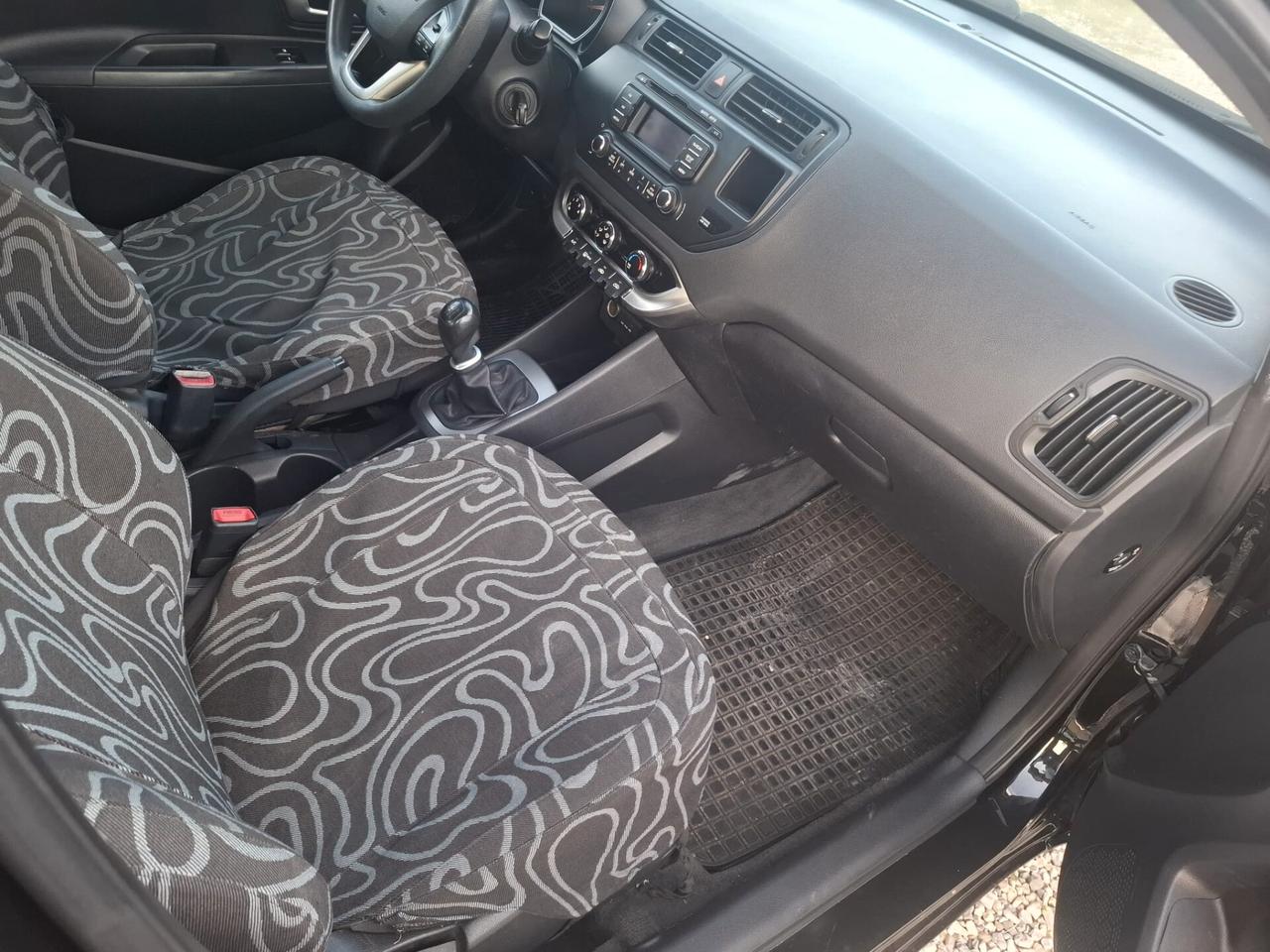 Kia Rio 1.1 CRDi 5p. Cool
