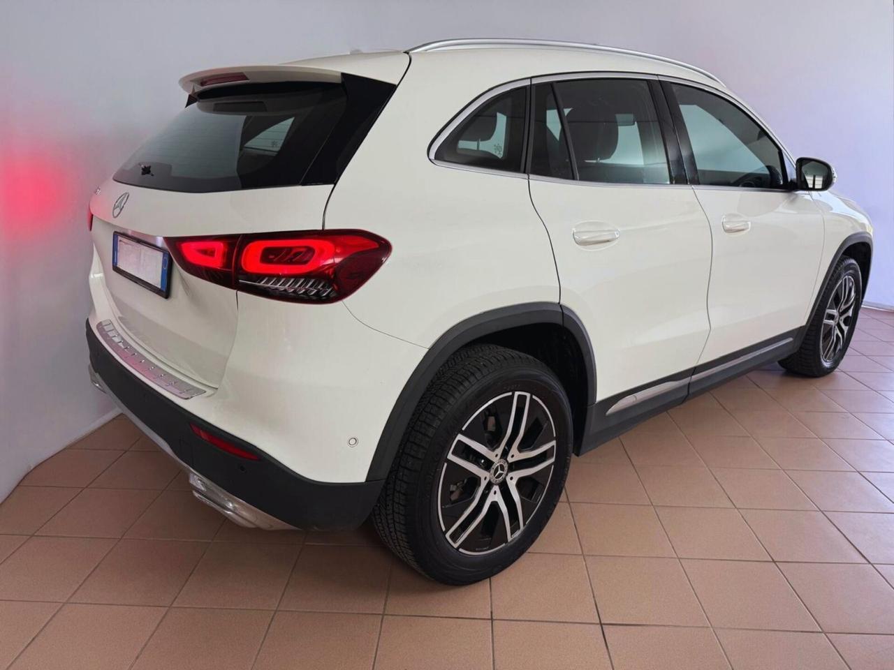 Mercedes-benz GLA 200 d Automatic Premium