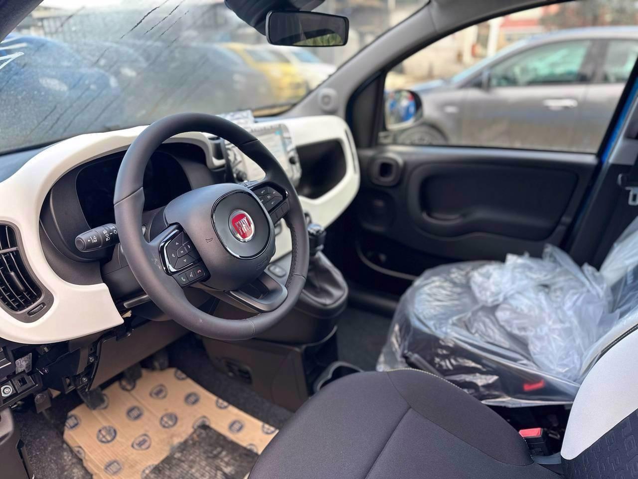 FIAT Pandina III 2024 Cross - Pandina Cross 1.0 firefly hybrid s&s 70cv