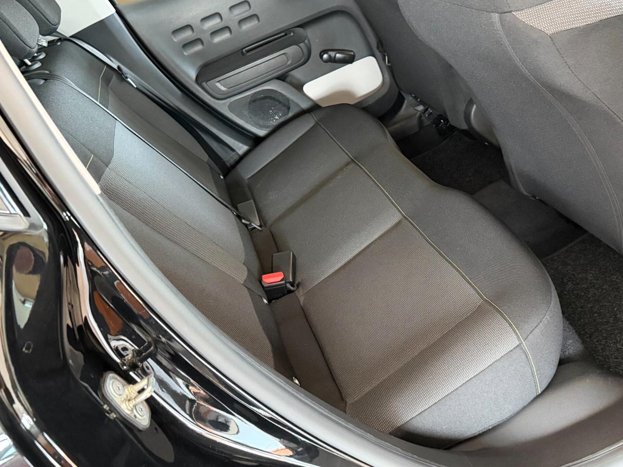 Citroen C3 1.5 BLUEHDI 100 cv. SHINE