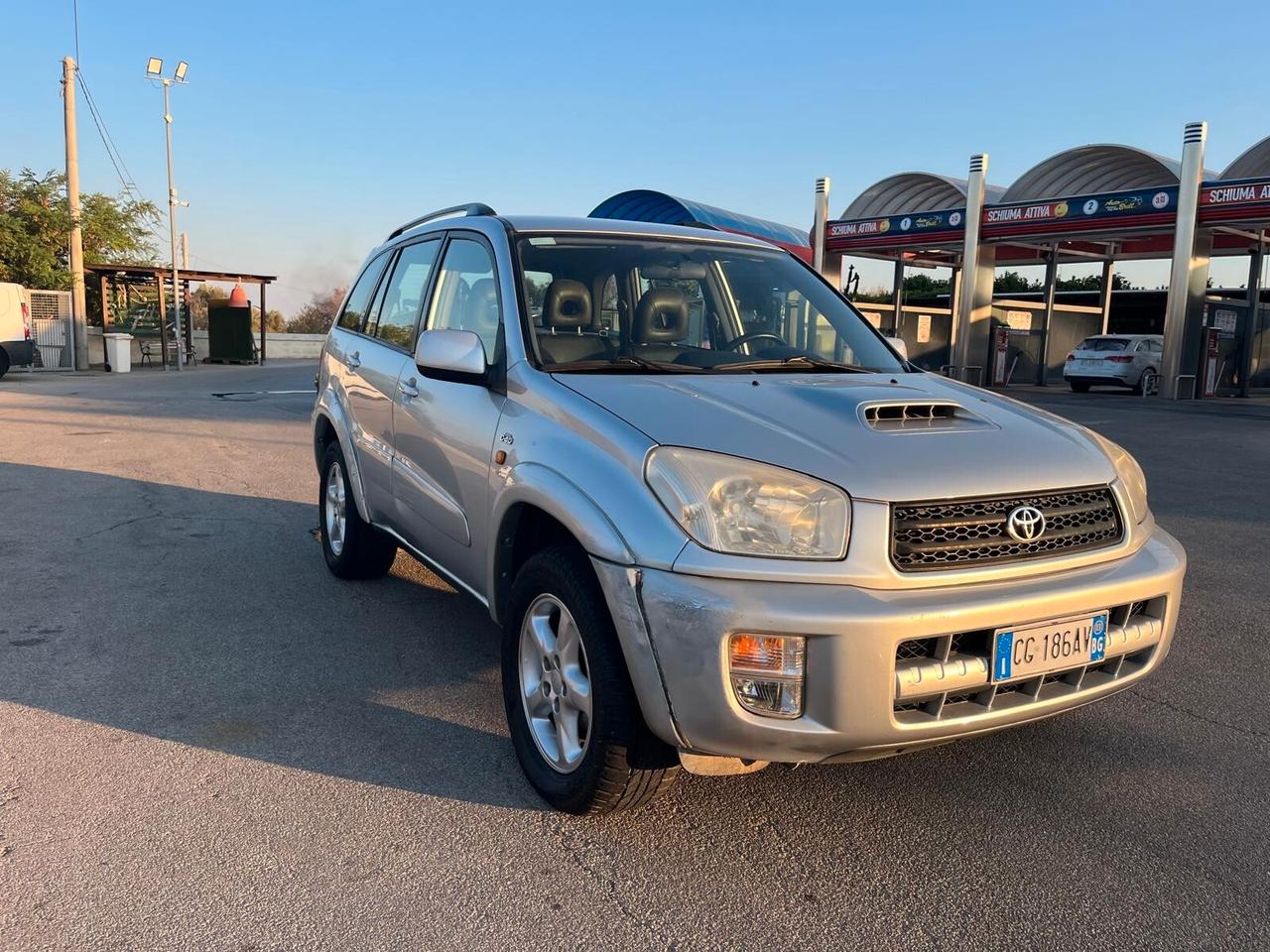 Toyota RAV 4 RAV4 2.0 Tdi D-4D cat 5 porte Sol