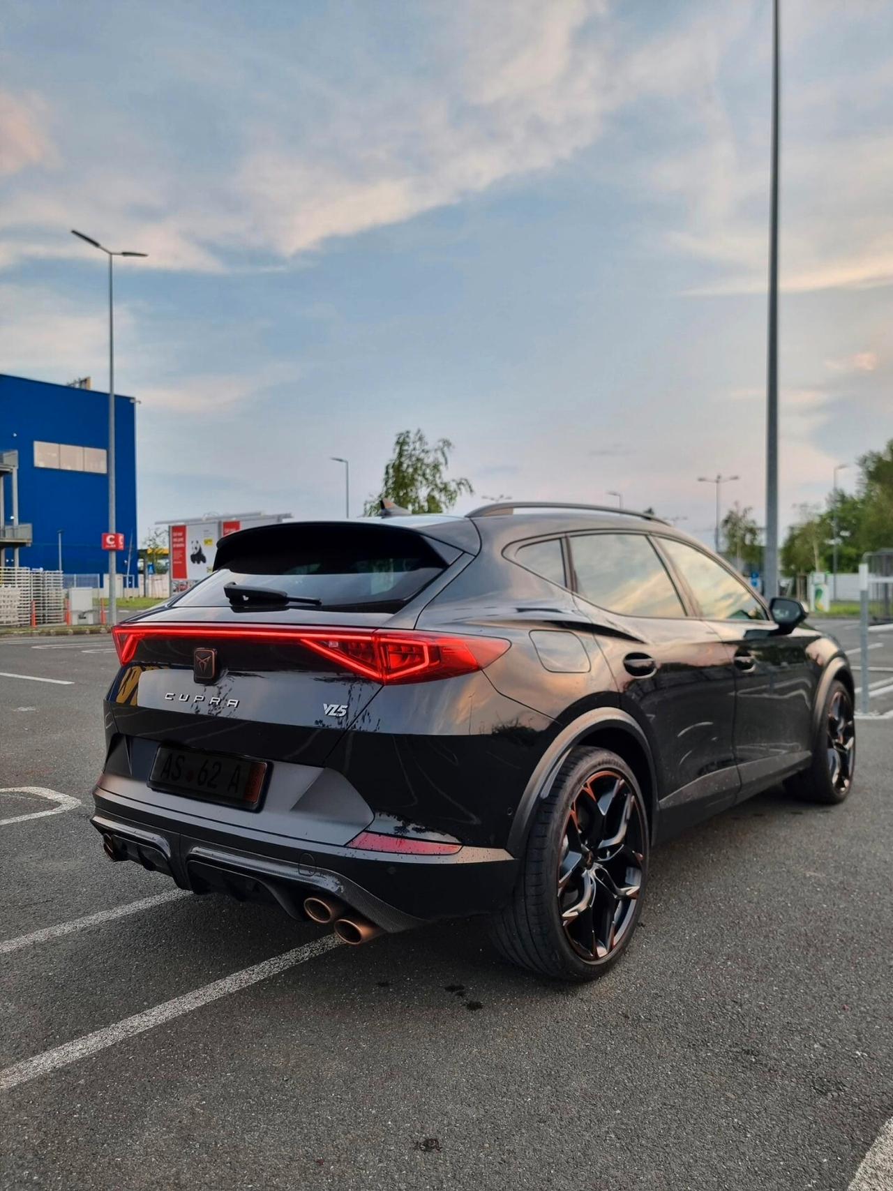 CUPRA Formentor VZ5 390 CV DSG - Full Optional - Carbon - Beats