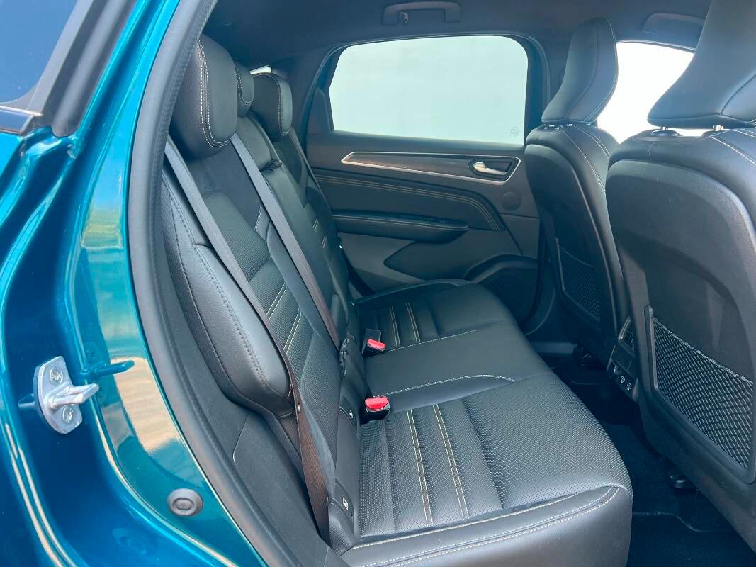 Renault Arkana 1.6 E-Tech full hybrid Techno 145cv