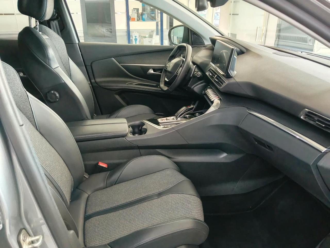 Peugeot 3008 BlueHDi 130 S&S EAT8 Allure Pack
