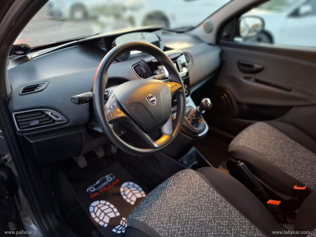 LANCIA Ypsilon 1.0 FireFly 5p.S&S Hybrid Silver