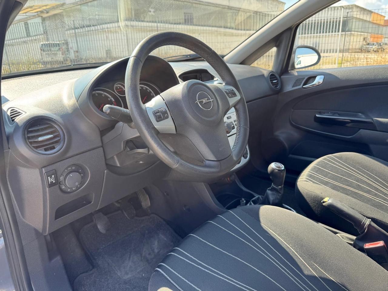 Opel Corsa 1.2 5p GPL-TECH