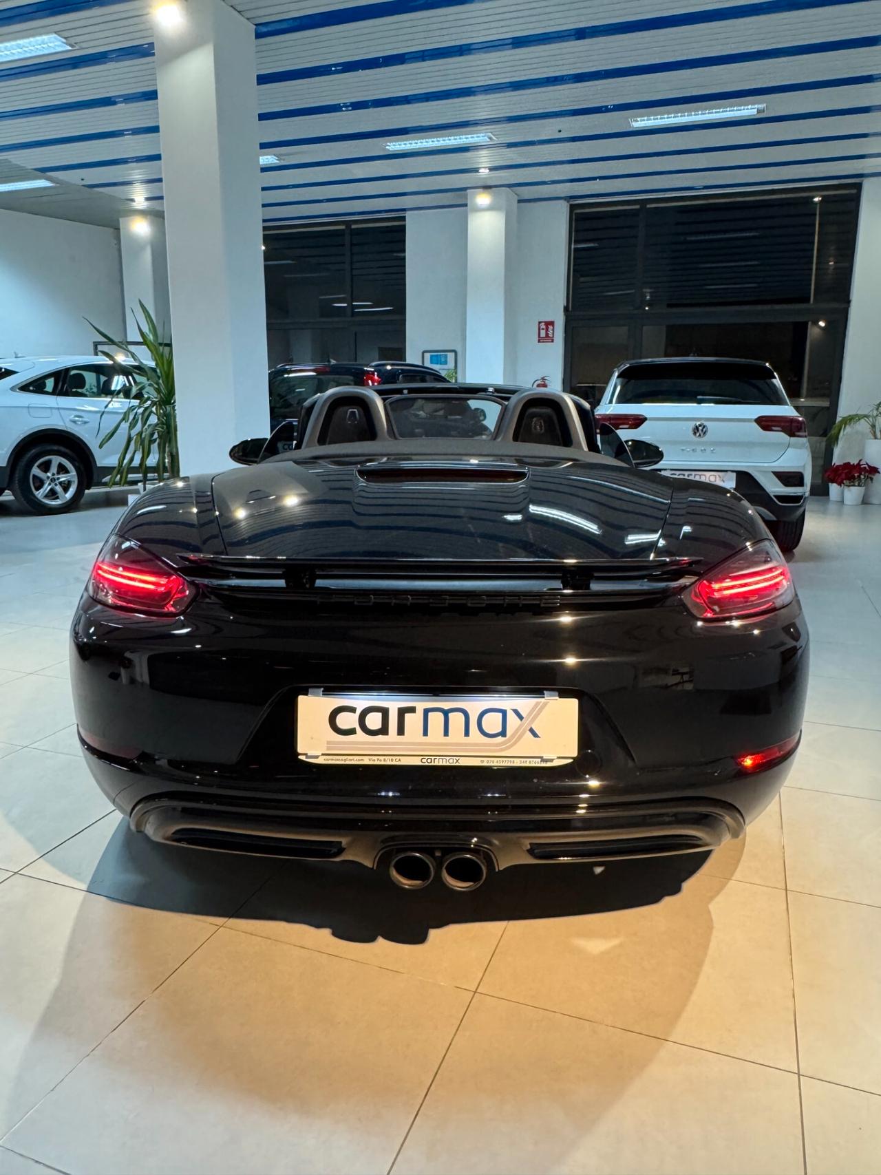 Porsche 718 Spyder Boxster 2.0 T