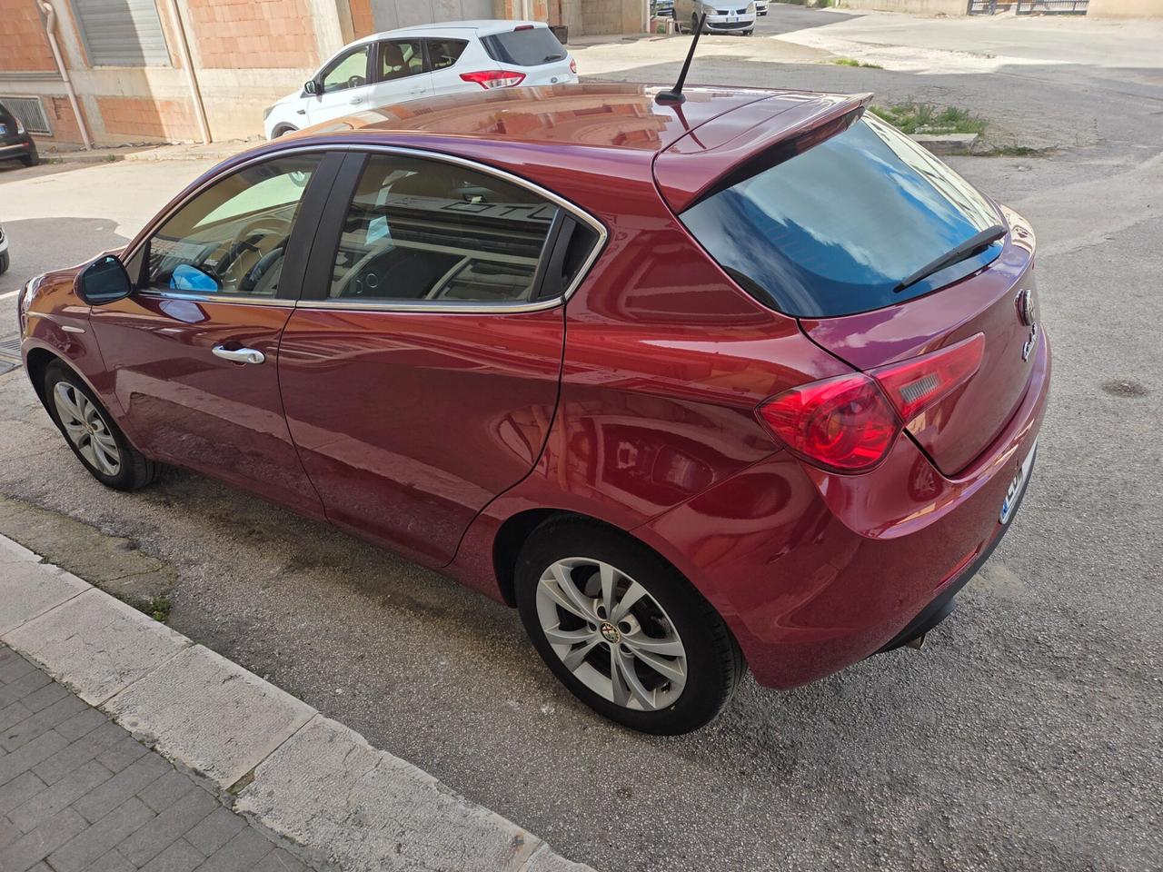 ALFA GIULIETTA 1.4 TB 170 CV MOLTO BELLA KMCERTIF