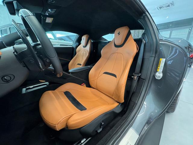 FERRARI Roma Roma