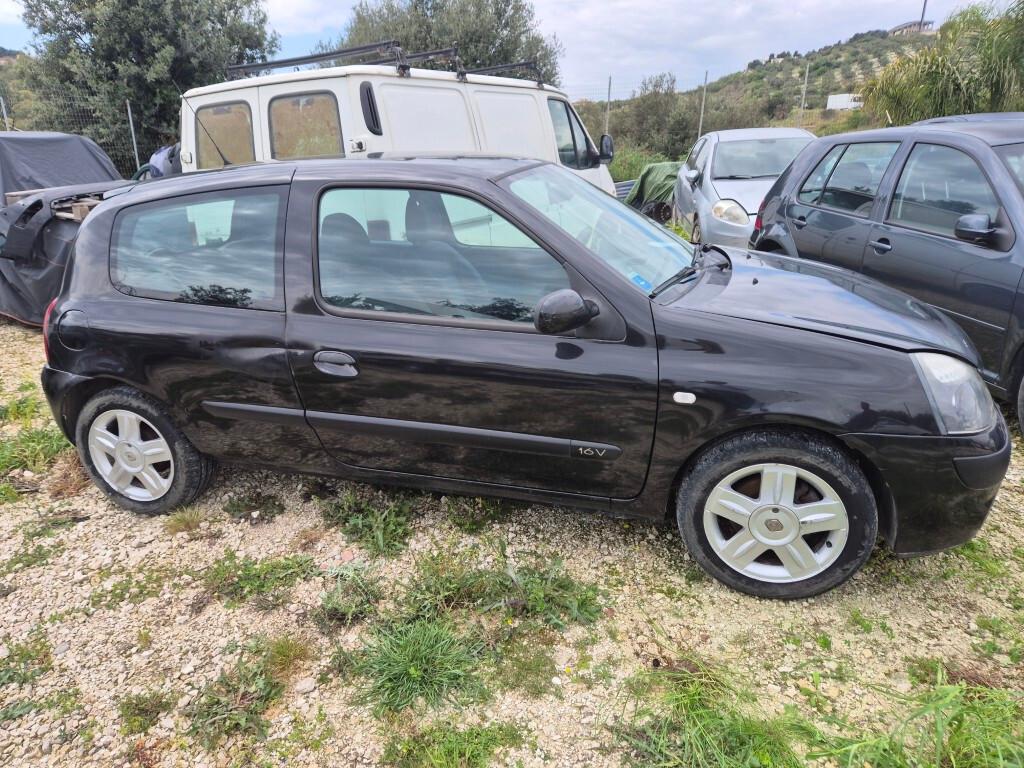 Renault Clio 1.2 16V 75cv GPL 3 PORTE