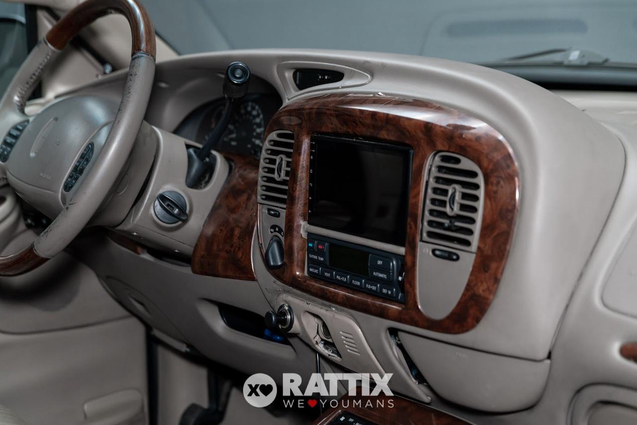 Lincoln Navigator 5.4 V8 GPL 300CV 4WD 7p.ti + barre portatutto