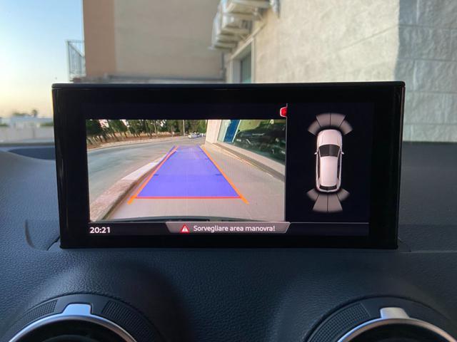 AUDI Q2 30 TDI Admired Advanced-RETROCAMERA-CARPLAY