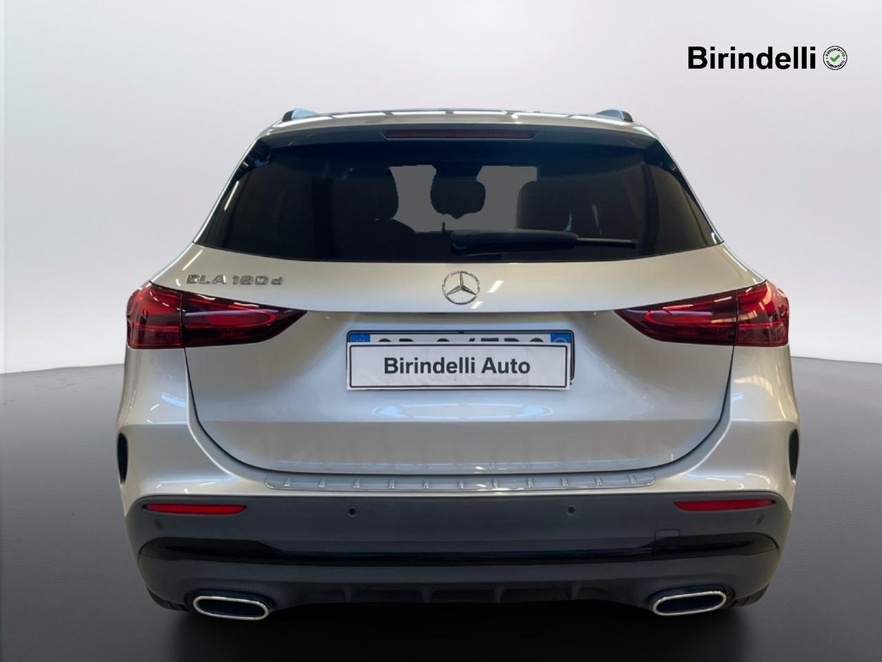 Mercedes-Benz GLA (H247) - GLA 180 d Automatic AMG Line Premium