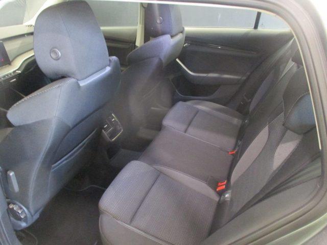 SKODA Octavia 2.0 TDI EVO SCR DSG Wagon UniPro ACC Radar LED Nav