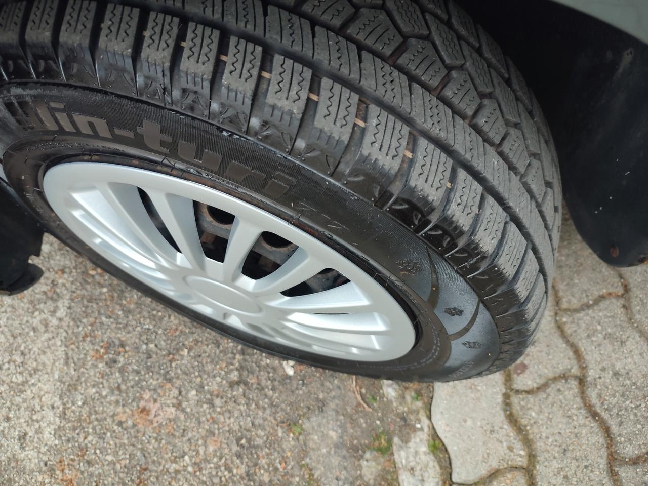 VOLKSWAGEN TOURAN 2009 2.0DIESEL 7POSTI FULL OPT.