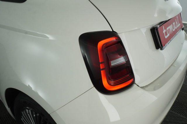 FIAT 500e 500 Icon + Berlina