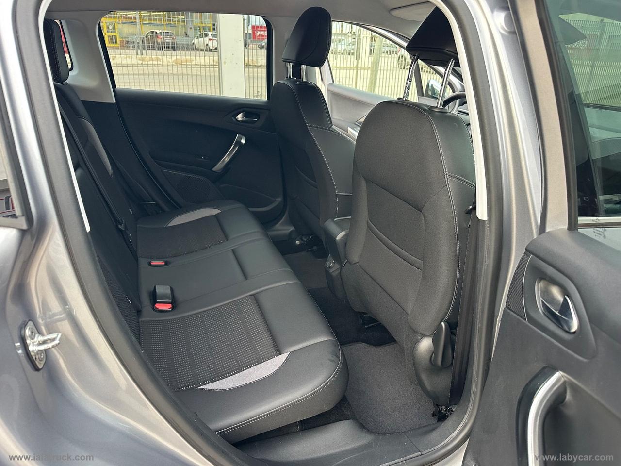 PEUGEOT 2008 BlueHDi 120 S&S GT Line