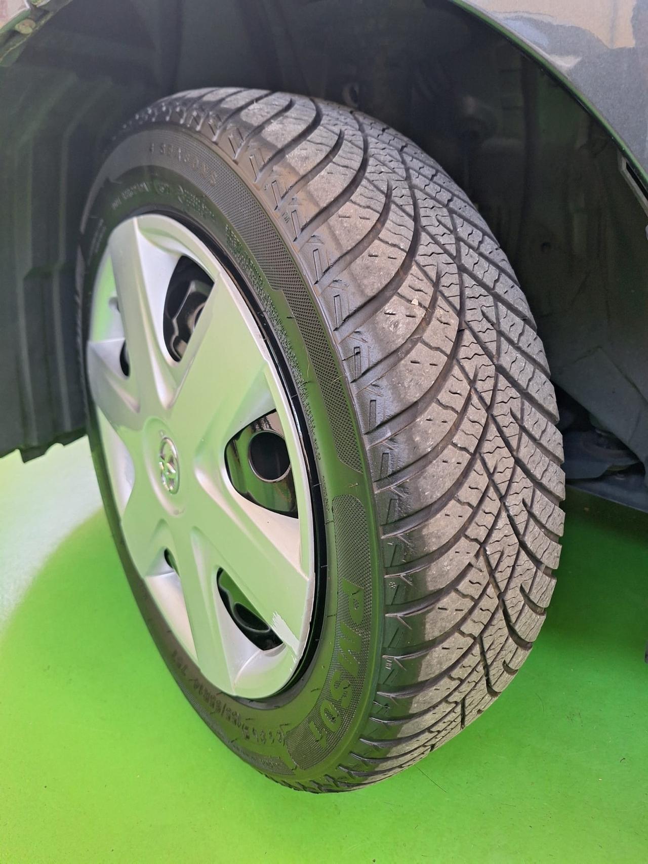 Toyota Aygo 1.0 5 p.Sol Adatta per Neo Patentato