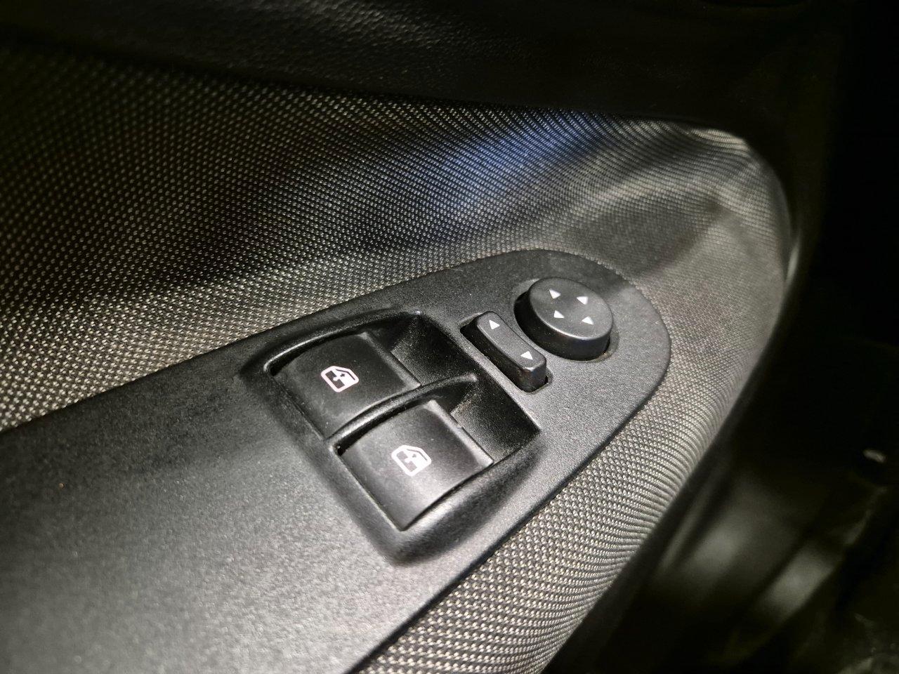 Fiat Punto Evo 5p 1.3 mjt Fun - NEOPATENTATI - Clima - Mp3