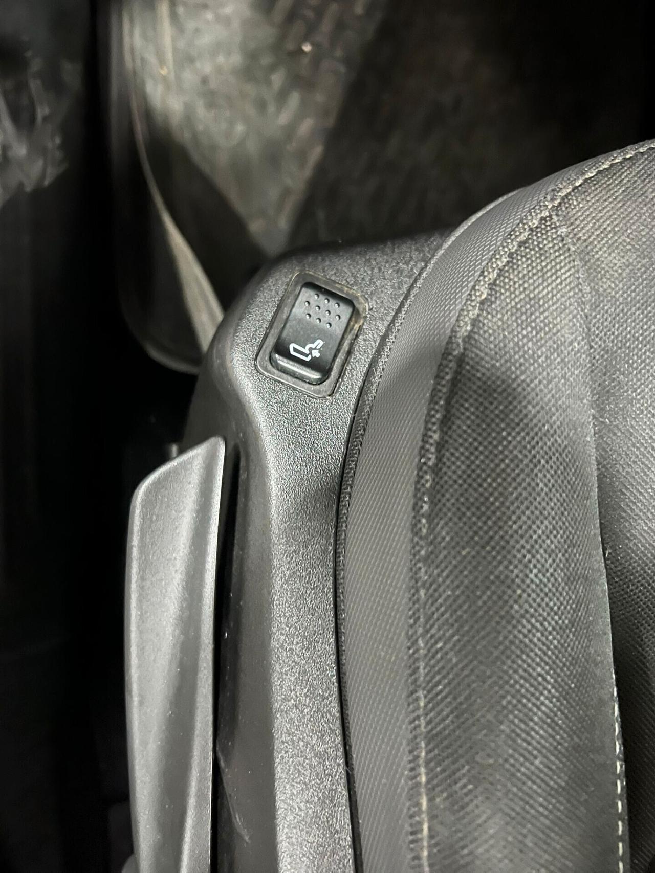 NUOVA JEEP RENEGADE LIMITED BLACK LINE 1.6 MJT 120CV DCT AUTOMATICA - TETTO PANO
