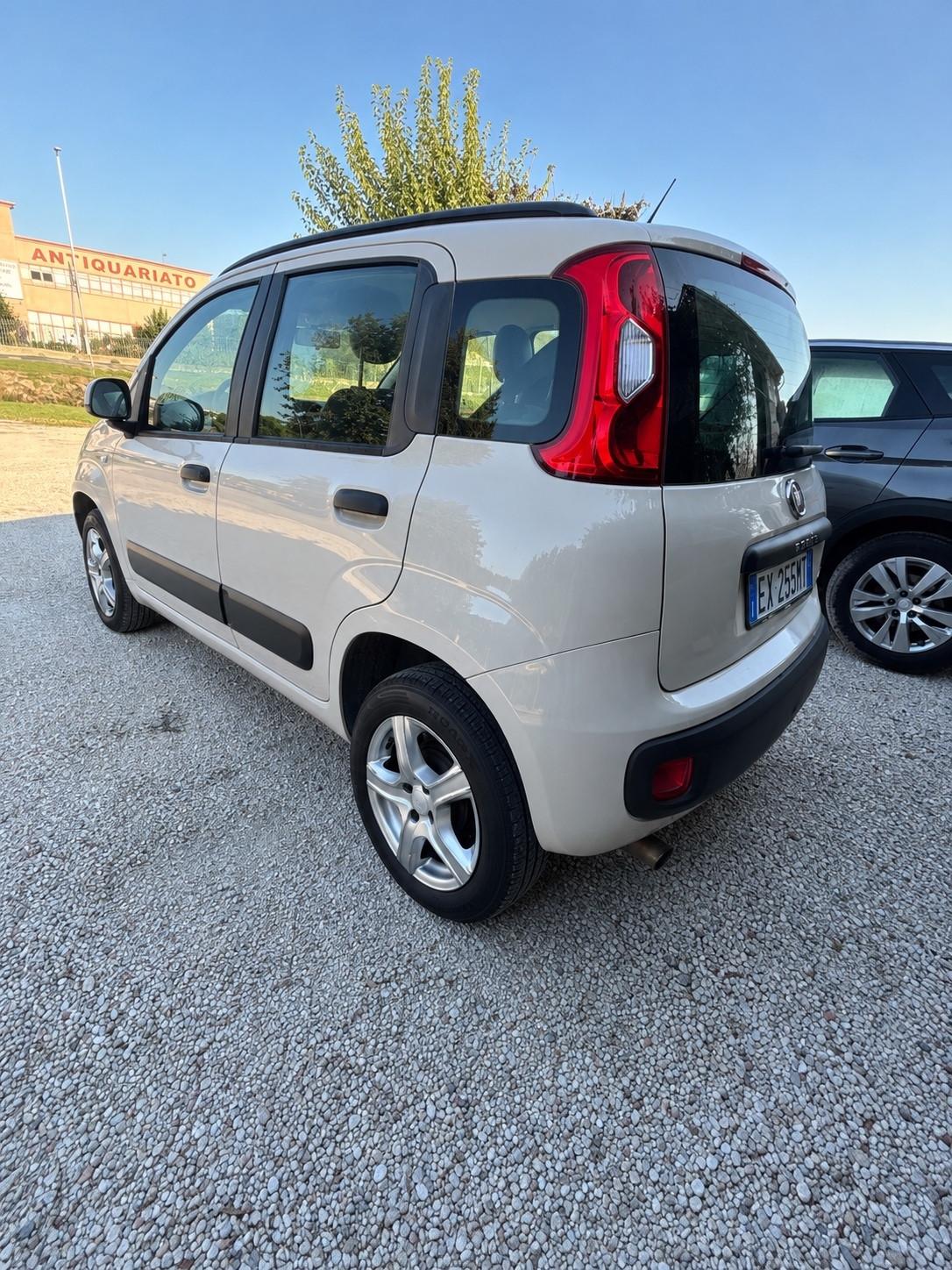Fiat Panda 0.9 TwinAir Turbo Natural Power Lounge