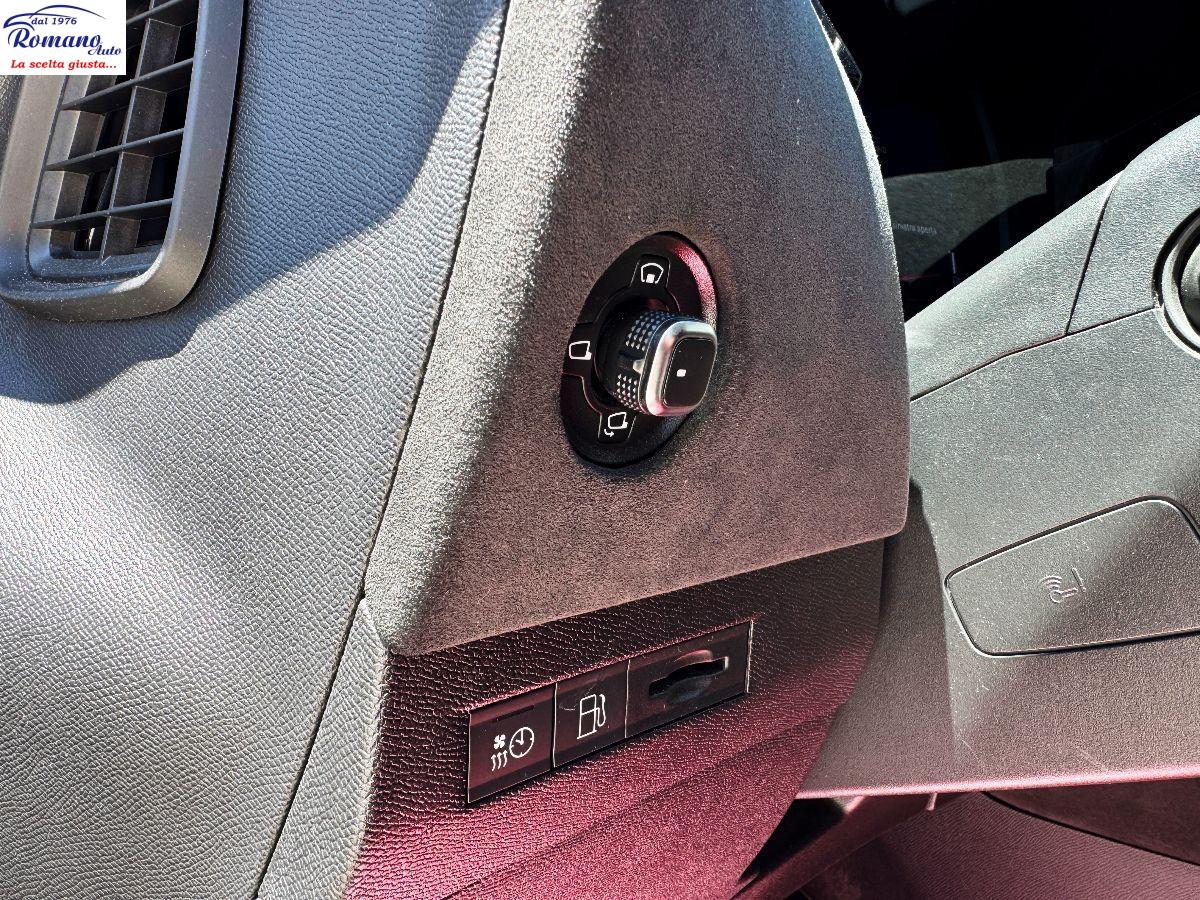 1.6 e-tense phev Performance Line+ 225cv auto#FARI LED MATRIX!