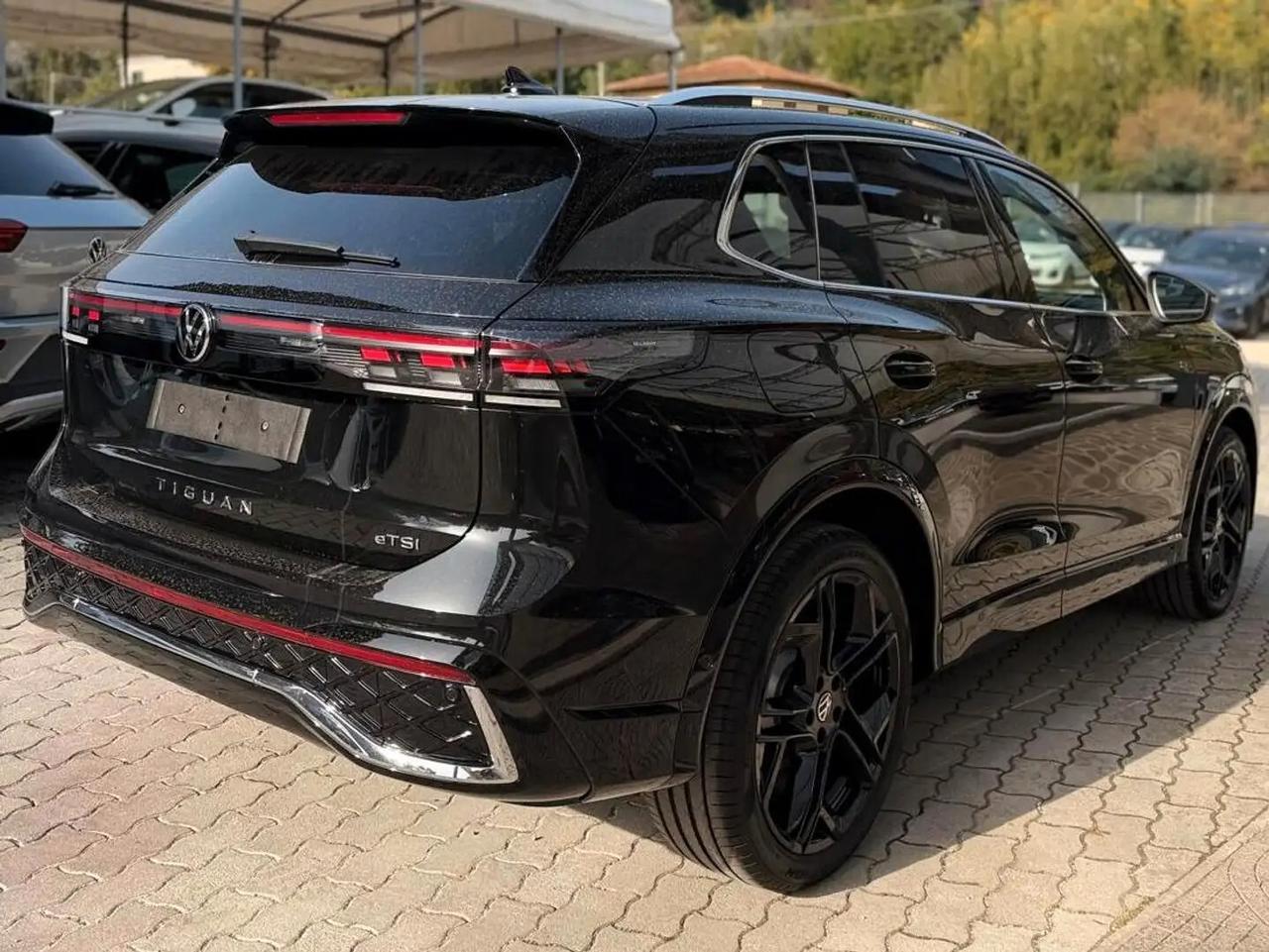 Volkswagen Tiguan 1.5 eTSI 150 CV ACT DSG R-Line