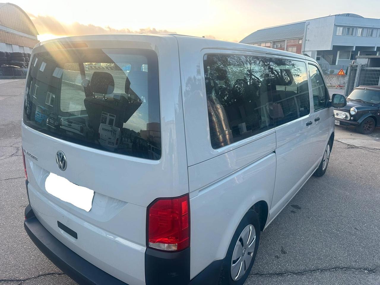 Volkswagen Transporter MINIVAN PP INCLUSO, GARANZIA 12 MESI