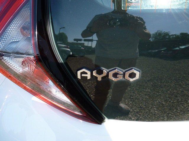 TOYOTA Aygo 1.0 VVT-i 72 CV 5 porte x-business