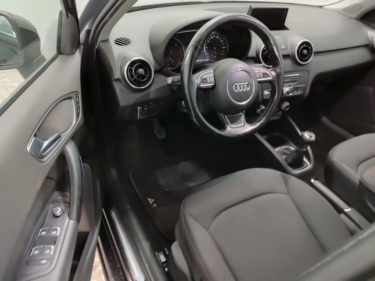 Audi A1 SPB 1.6 TDI 116 CV ( BICOLORE) SUPER PREZZ