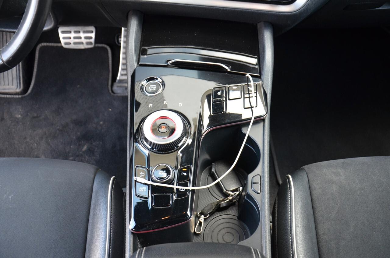 Kia Sportage 1.6 TGDi HEV AT GT-line